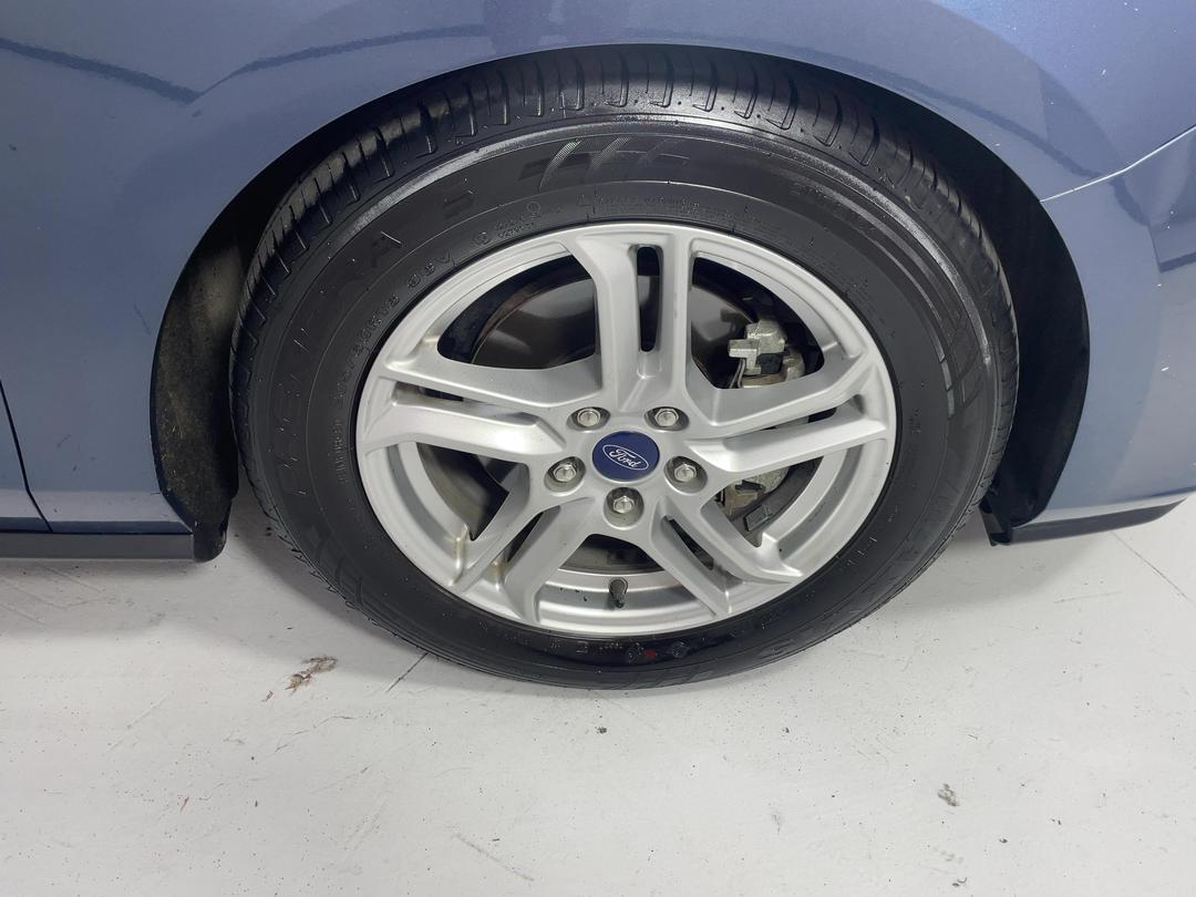 Photo '9' of Ford Focus