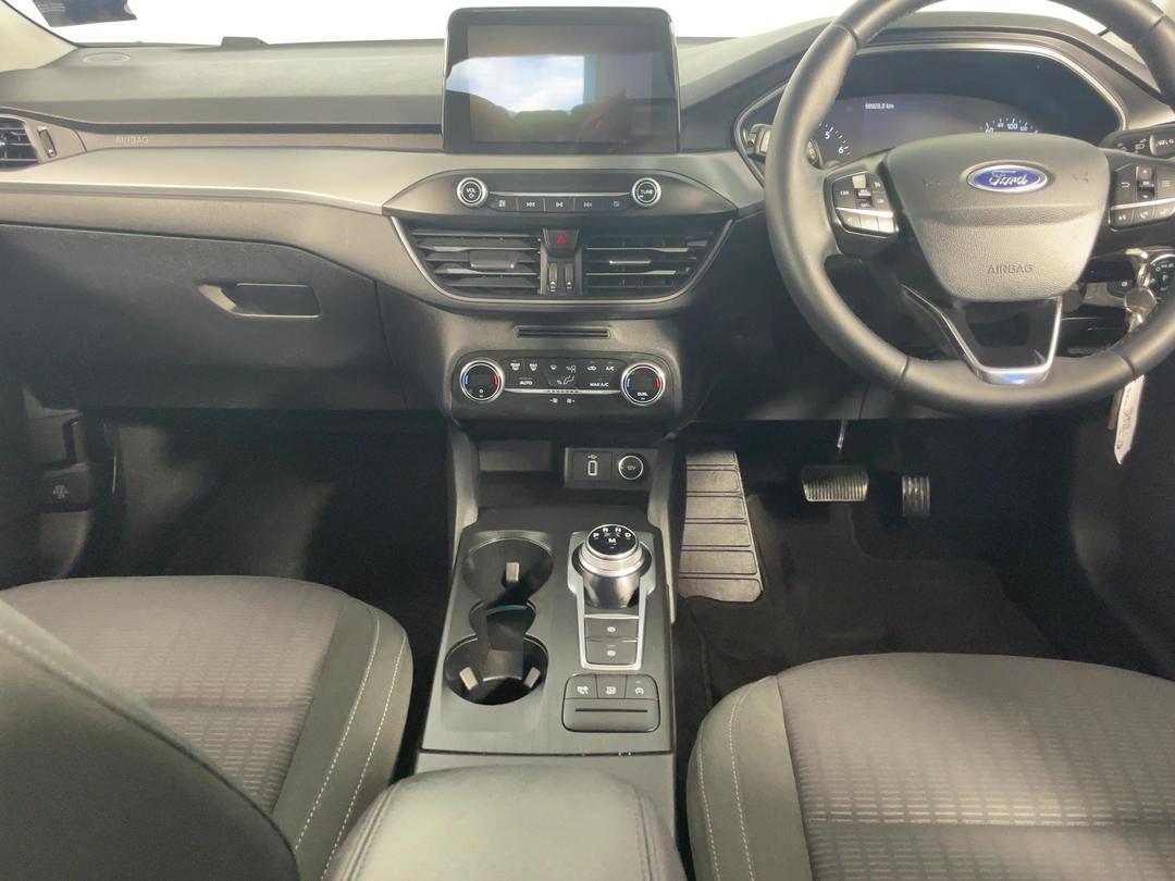 Photo '18' of Ford Focus