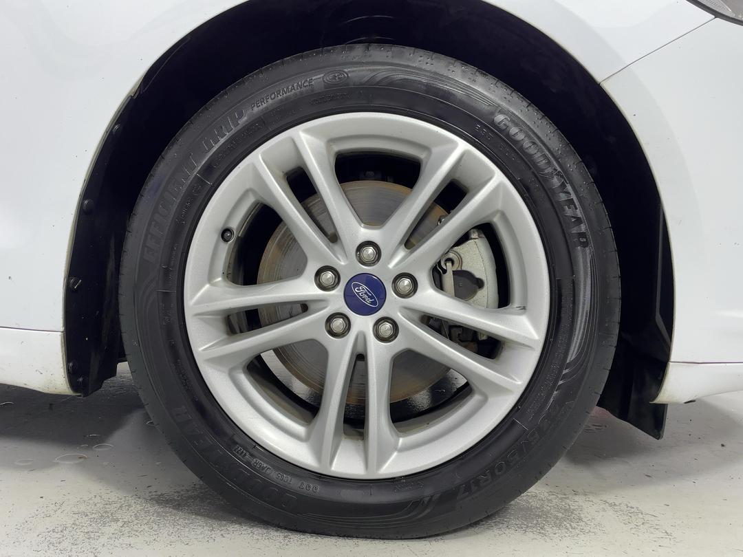 Photo '9' of Ford Mondeo