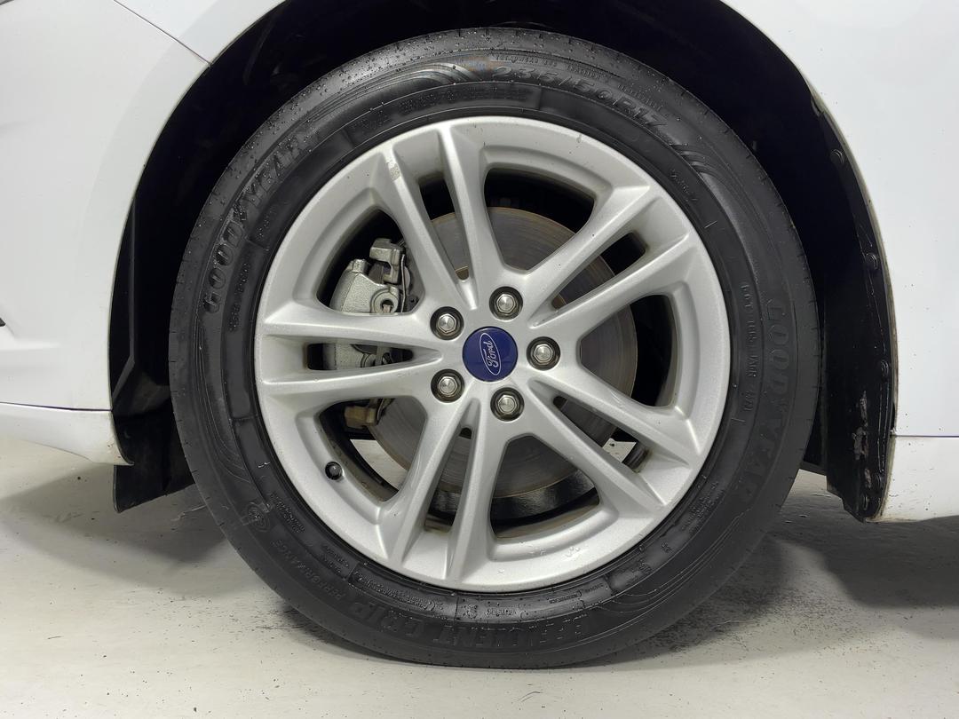 Photo '10' of Ford Mondeo
