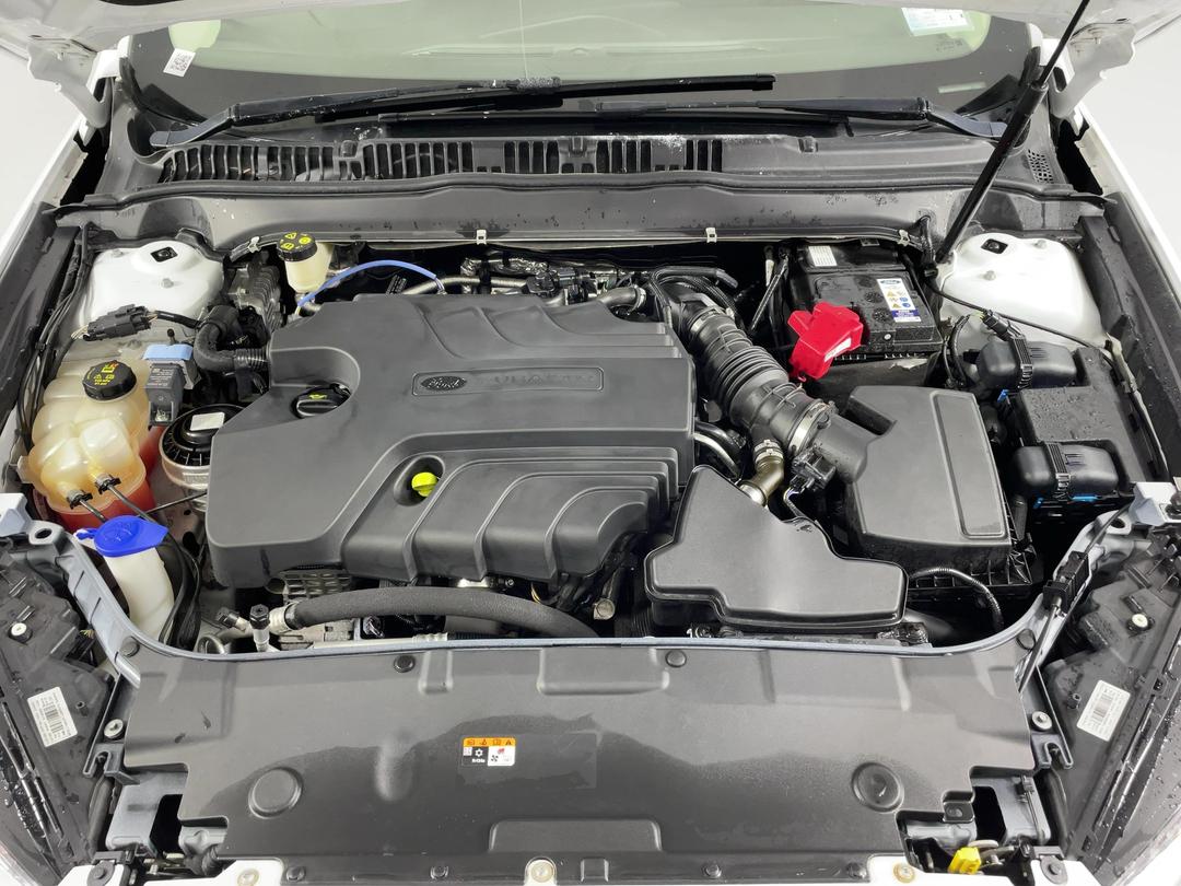 Photo '13' of Ford Mondeo