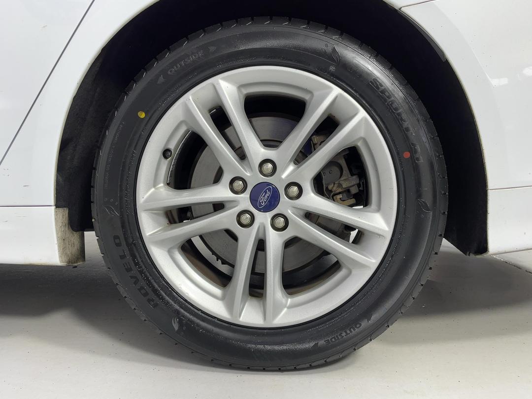 Photo '11' of Ford Mondeo