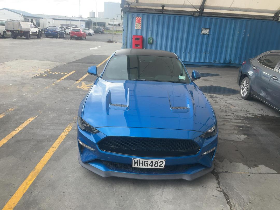 Photo '2' of Ford Mustang 5.0L Fastback AT