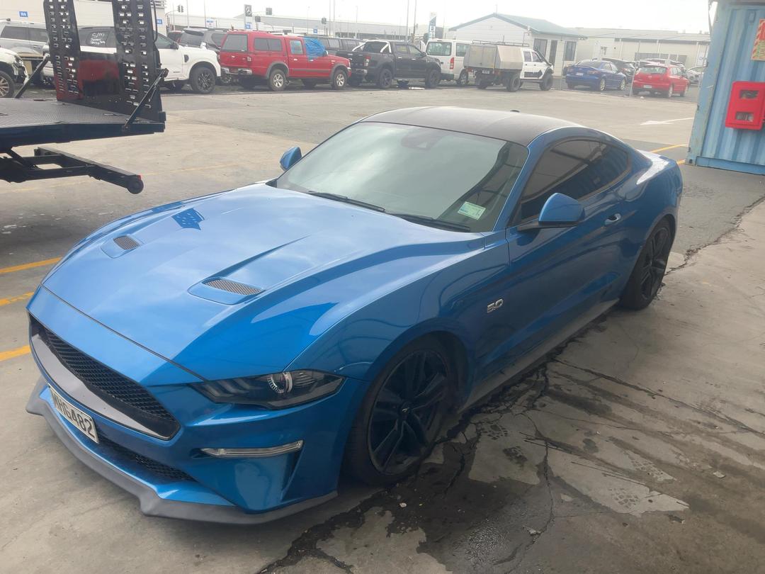 Photo '3' of Ford Mustang 5.0L Fastback AT