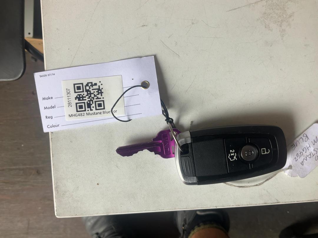 Photo '16' of Ford Mustang 5.0L Fastback AT