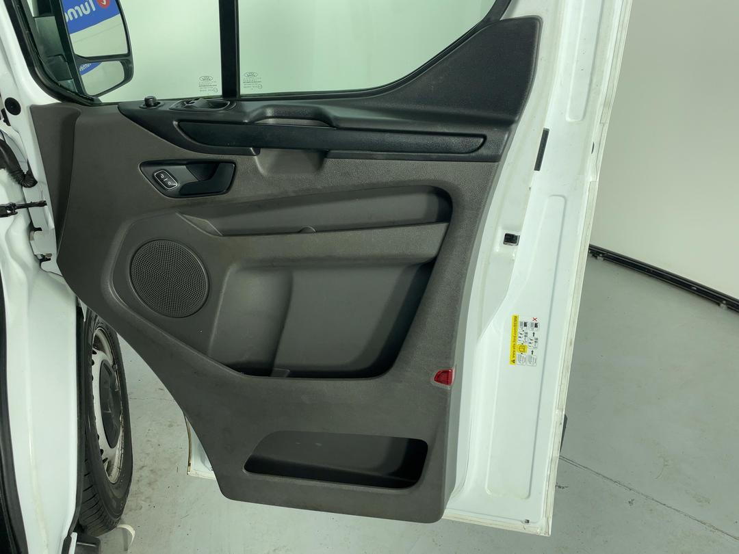 Photo '15' of Ford Transit