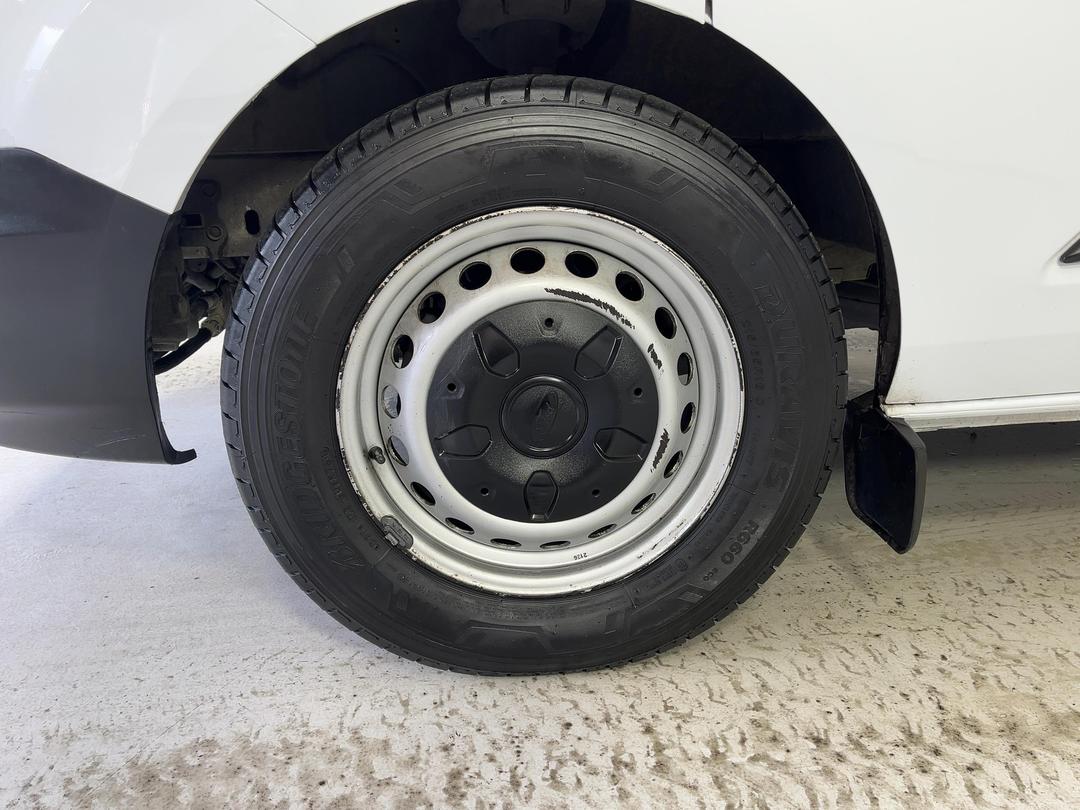 Photo '10' of Ford Transit