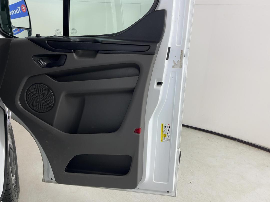 Photo '15' of Ford Transit