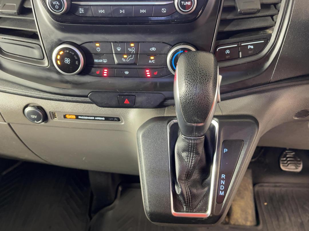 Photo '18' of Ford Transit