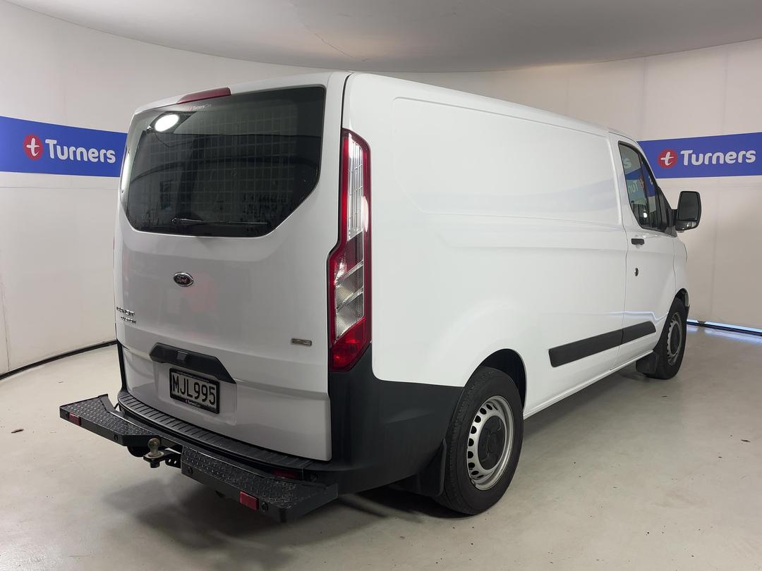 Photo '7' of Ford Transit