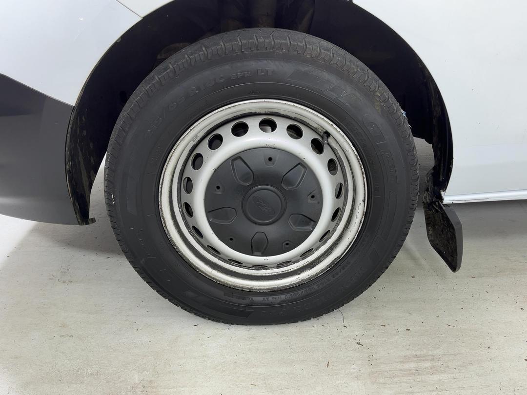 Photo '10' of Ford Transit