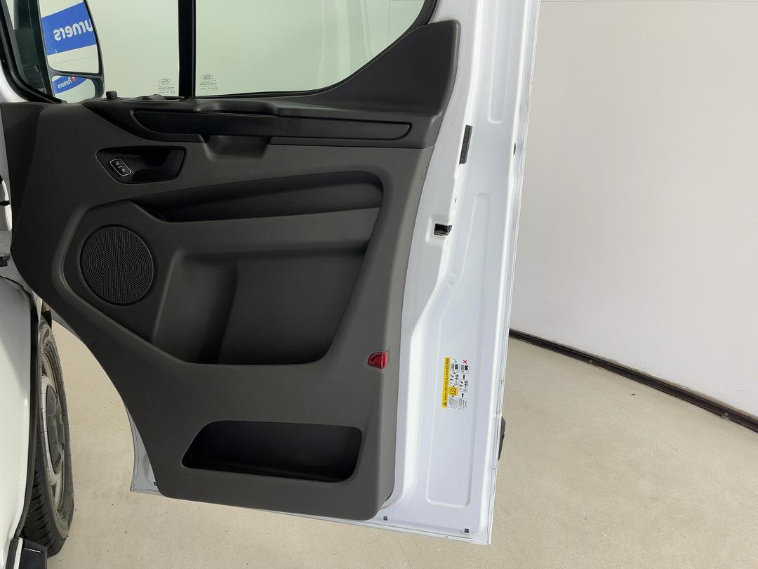 Photo '15' of Ford Transit
