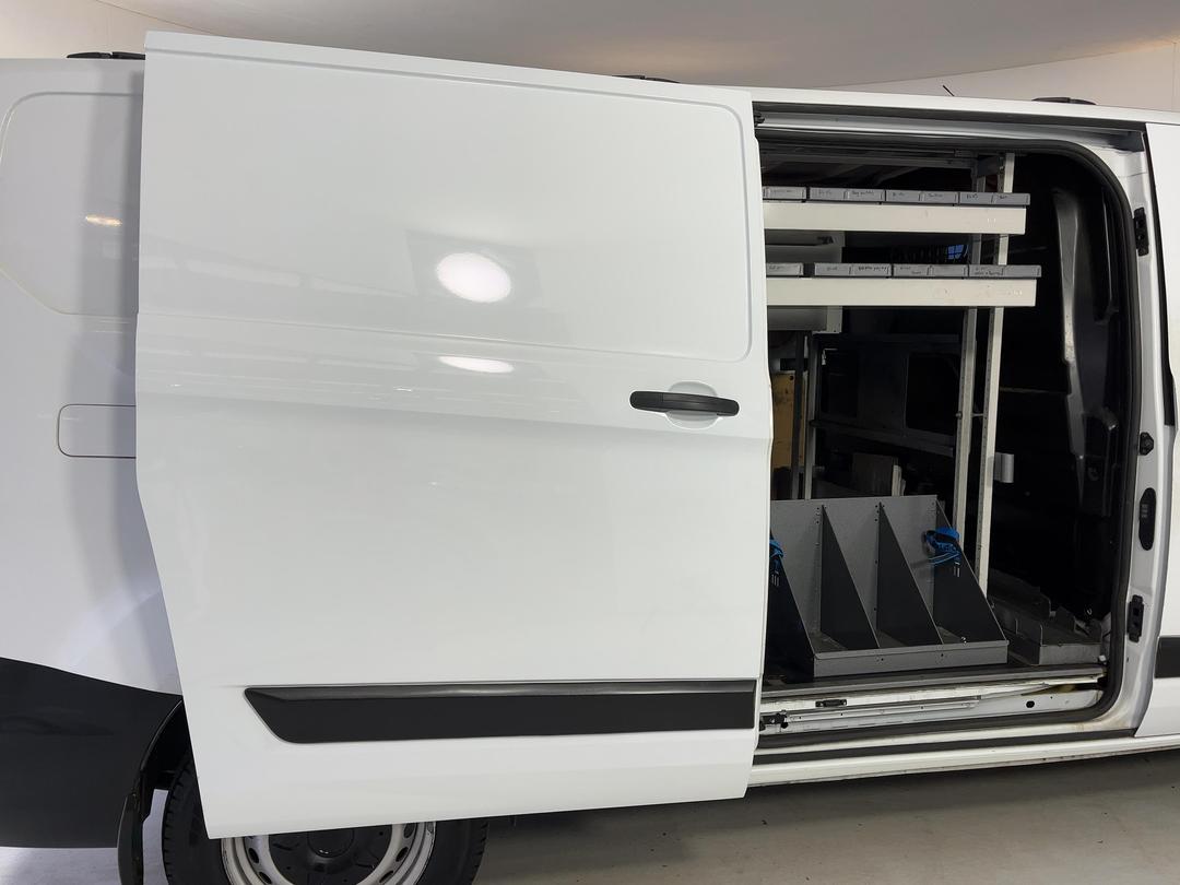 Photo '19' of Ford Transit