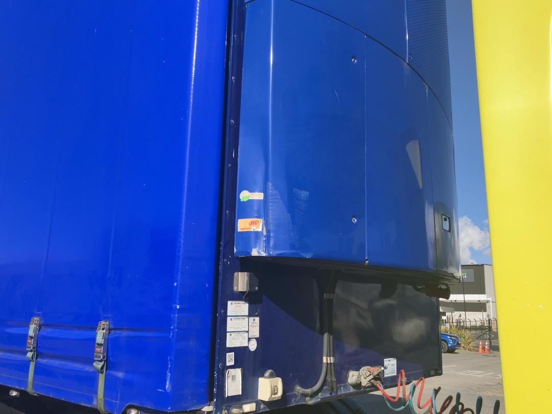 Photo '12' of Freighter 6A Curtain/Chiller B-Train