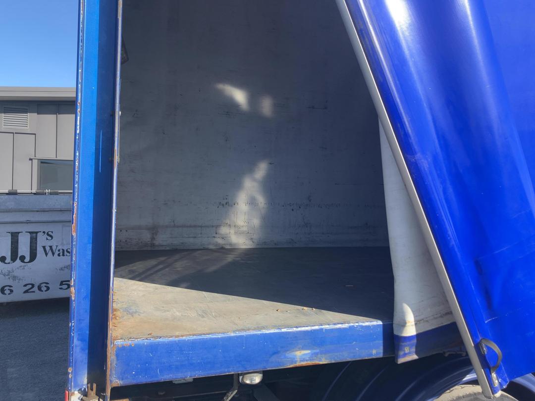 Photo '26' of Freighter 6A Curtain/Chiller B-Train