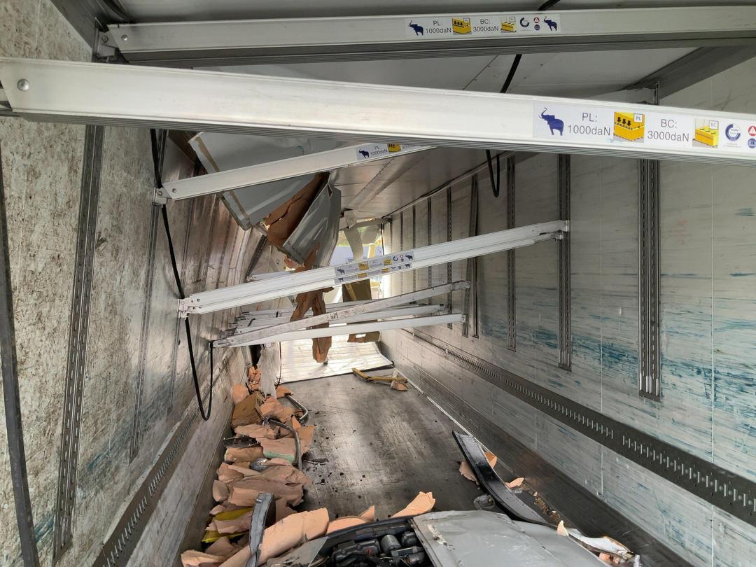 Photo '20' of Fruehauf FBR-B4 Chiller Trailer Semi