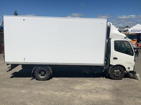 Photo '3' of Hino 300 XZU720R-HKFTTQ3 Chiller