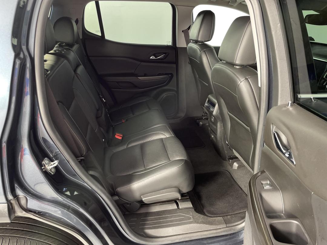 Photo '20' of Holden Acadia