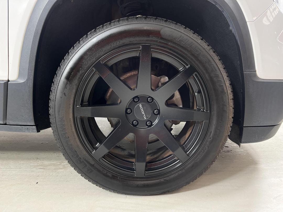 Photo '9' of Holden Acadia