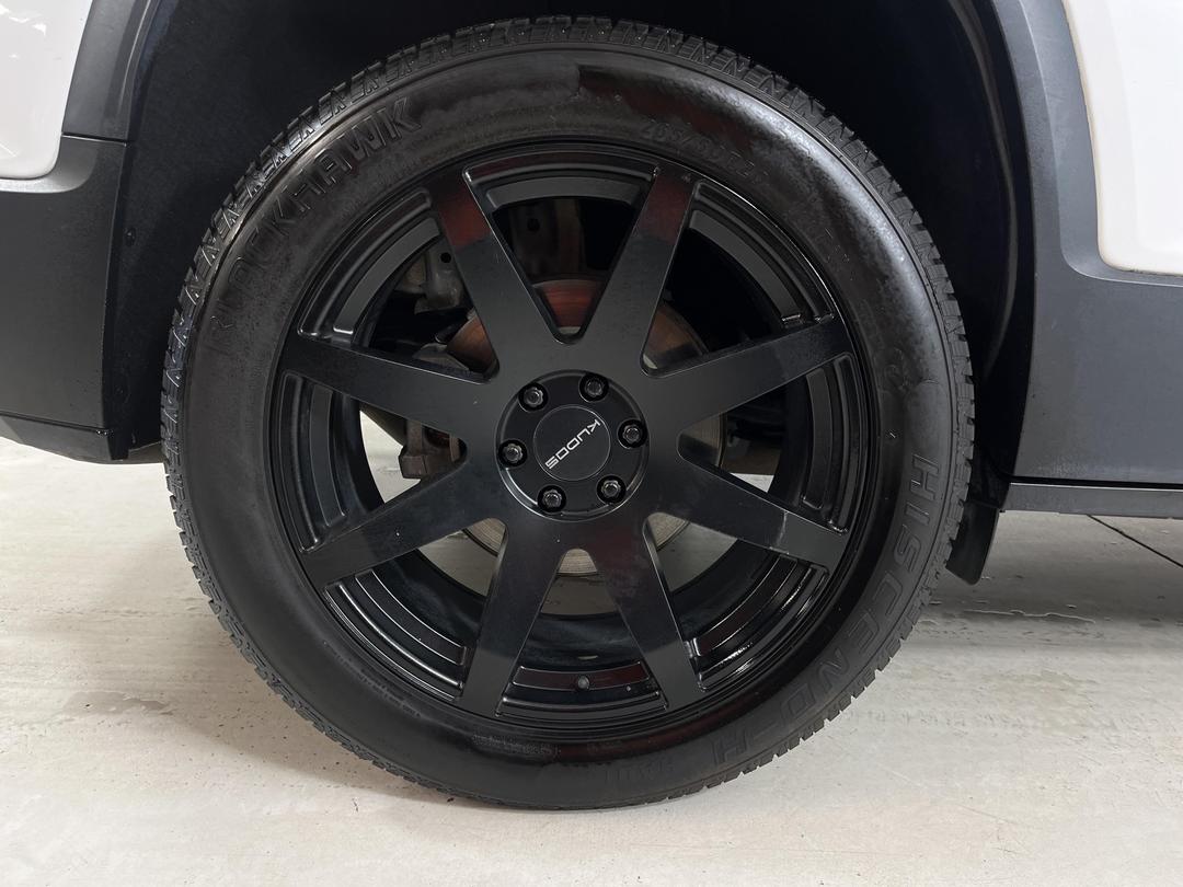 Photo '12' of Holden Acadia