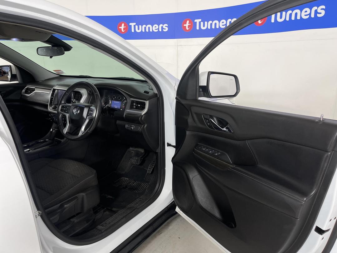 Photo '15' of Holden Acadia