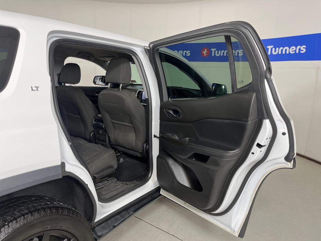 Photo '19' of Holden Acadia