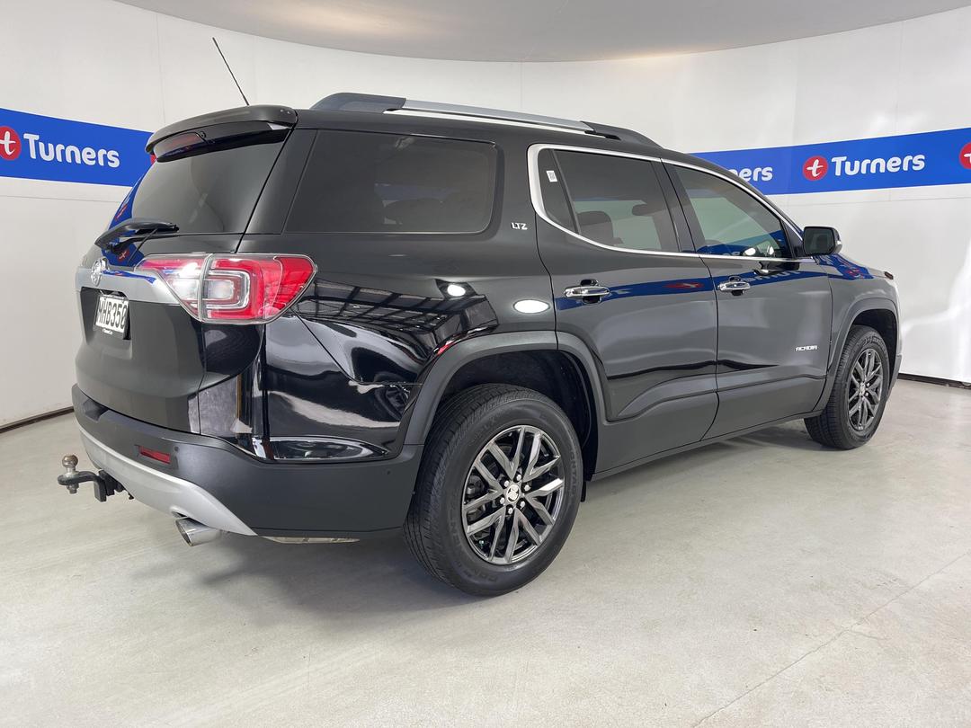 Photo '7' of Holden Acadia