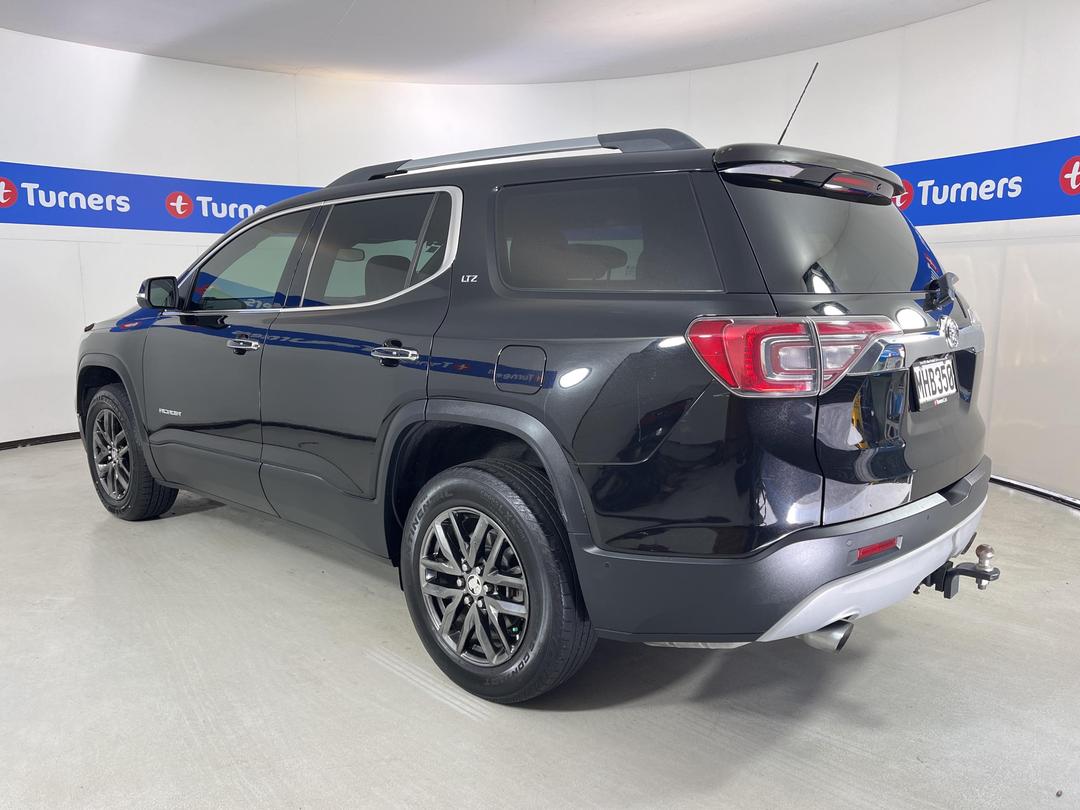 Photo '5' of Holden Acadia