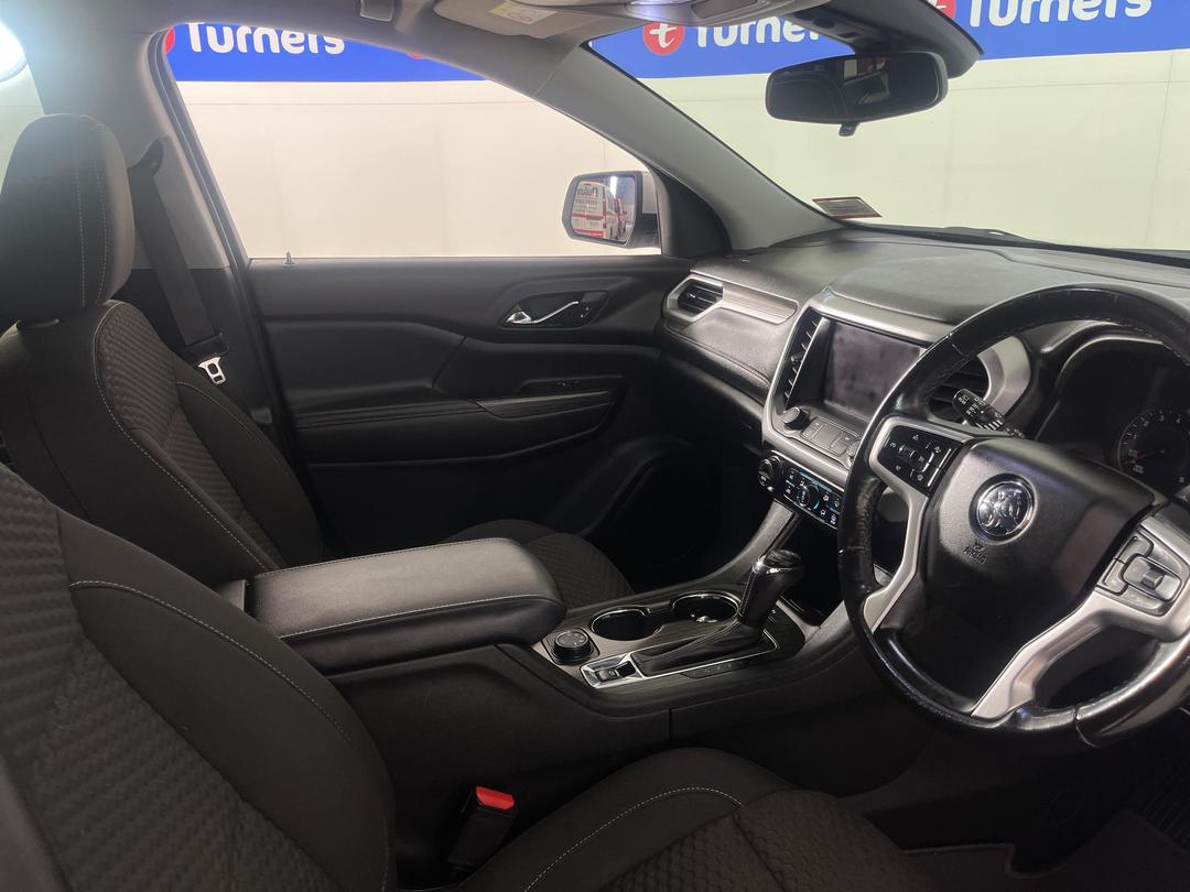 Photo '16' of Holden Acadia