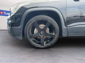 Photo '10' of Holden Acadia