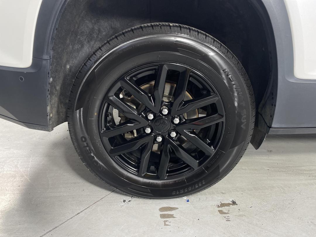 Photo '12' of Holden Acadia