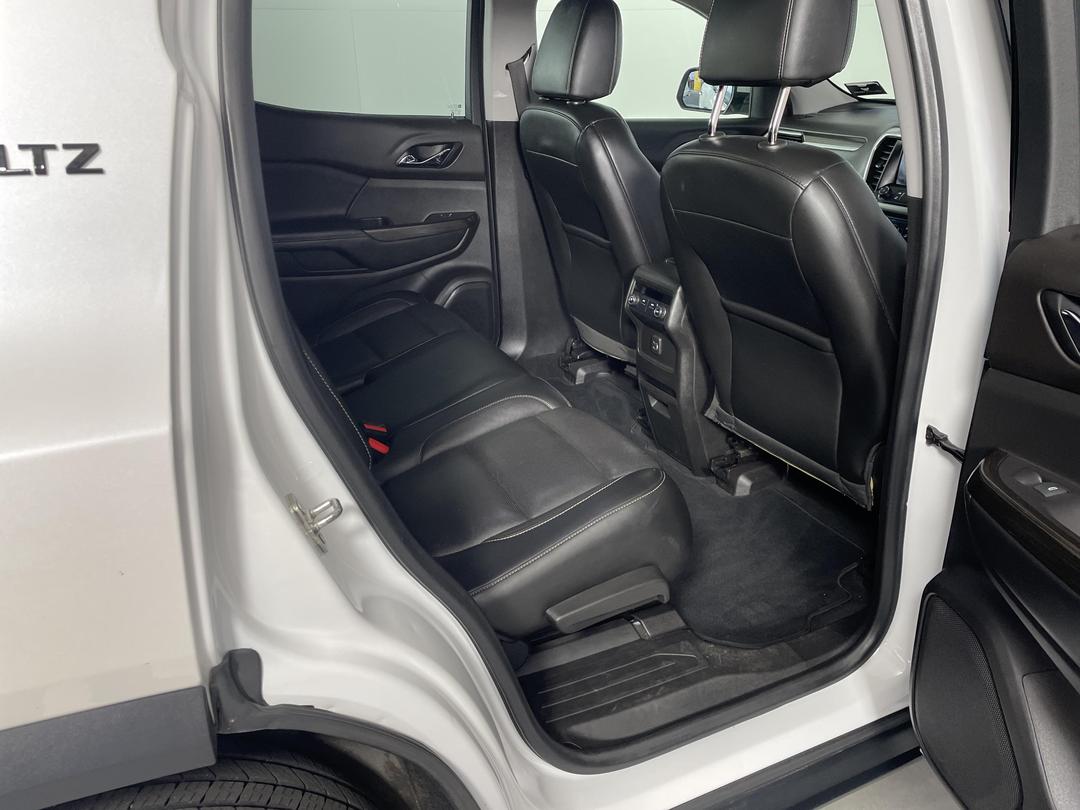 Photo '20' of Holden Acadia