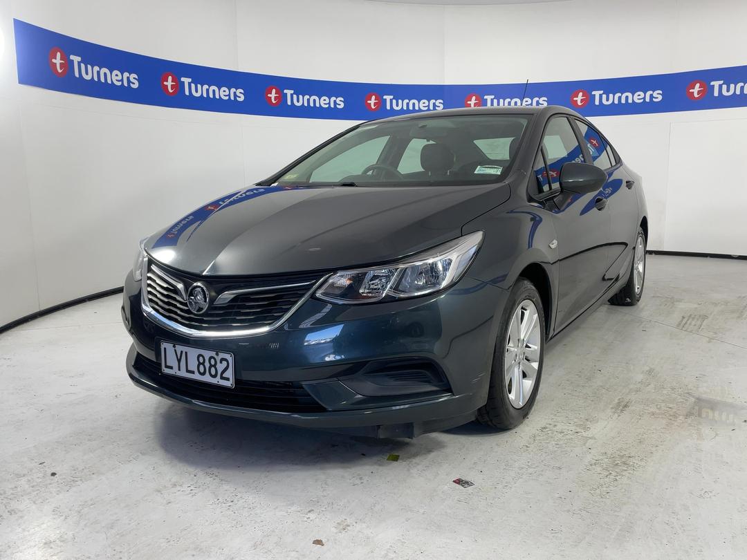 Photo '3' of Holden Astra Sedan LS AT Photo '3' of Holden Astra Sedan LS AT