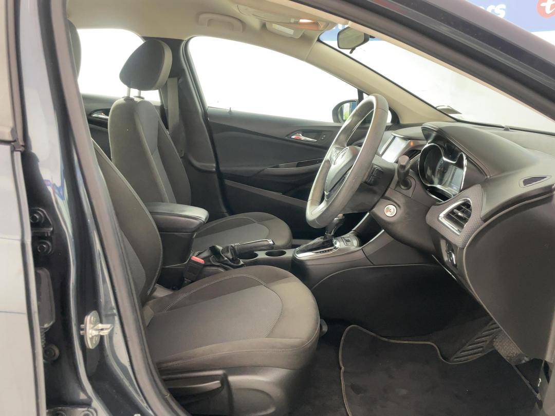 Photo '14' of Holden Astra Sedan LS AT Photo '14' of Holden Astra Sedan LS AT