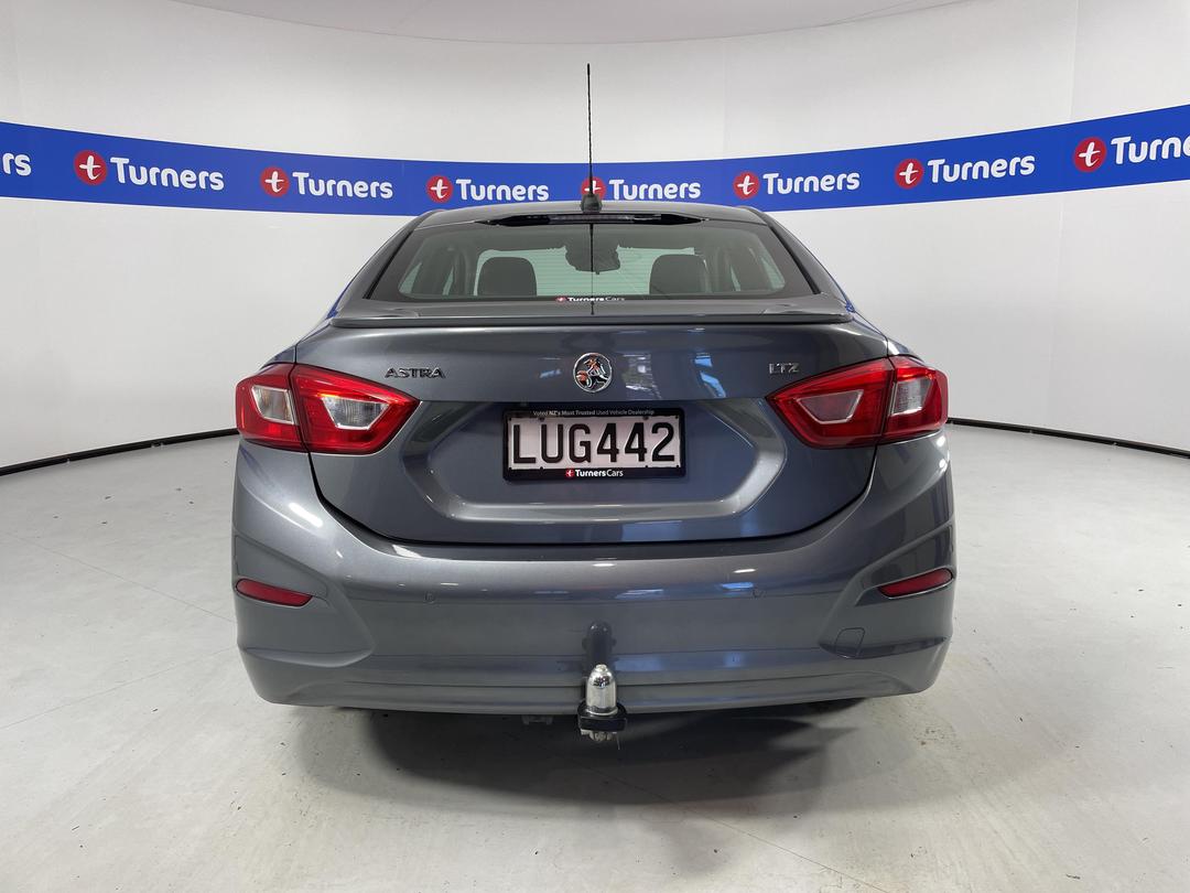 Photo '6' of Holden Astra