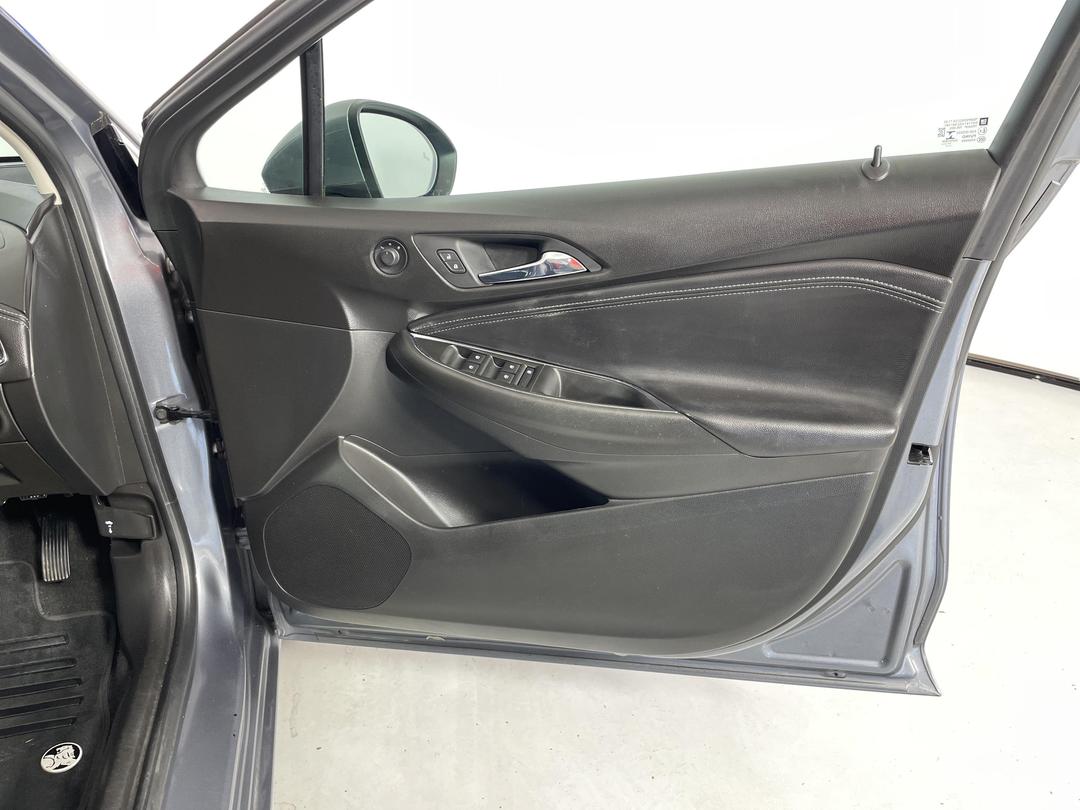 Photo '15' of Holden Astra