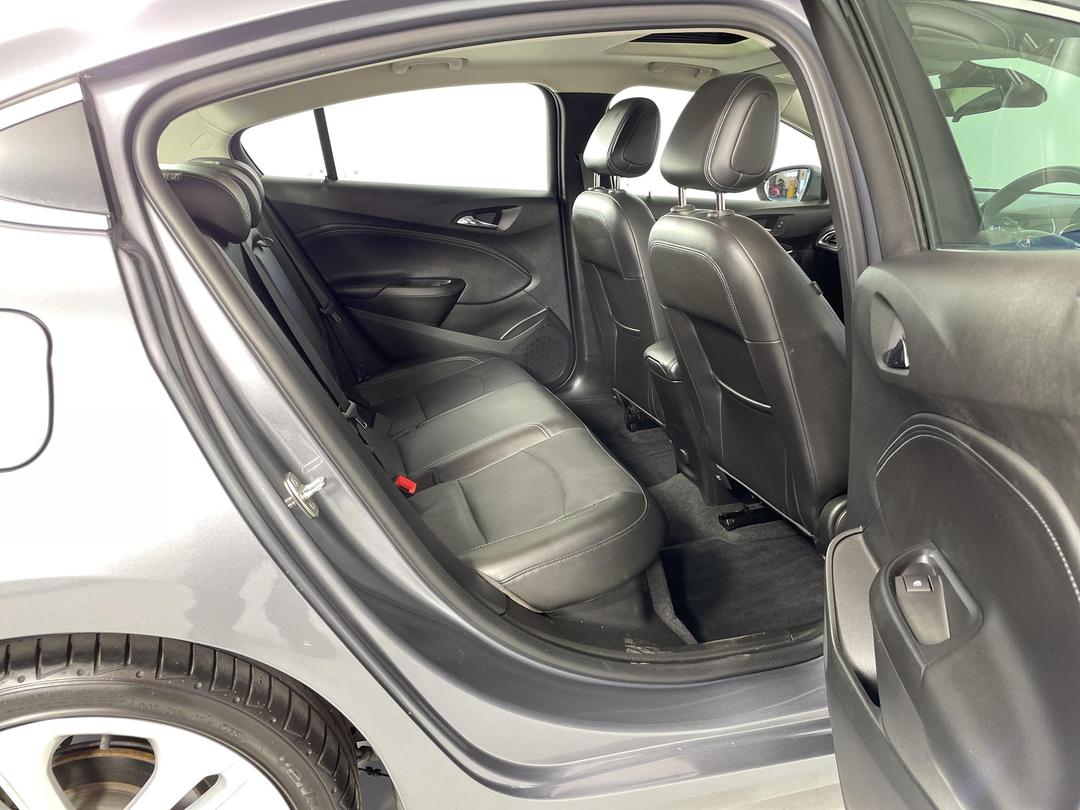 Photo '20' of Holden Astra