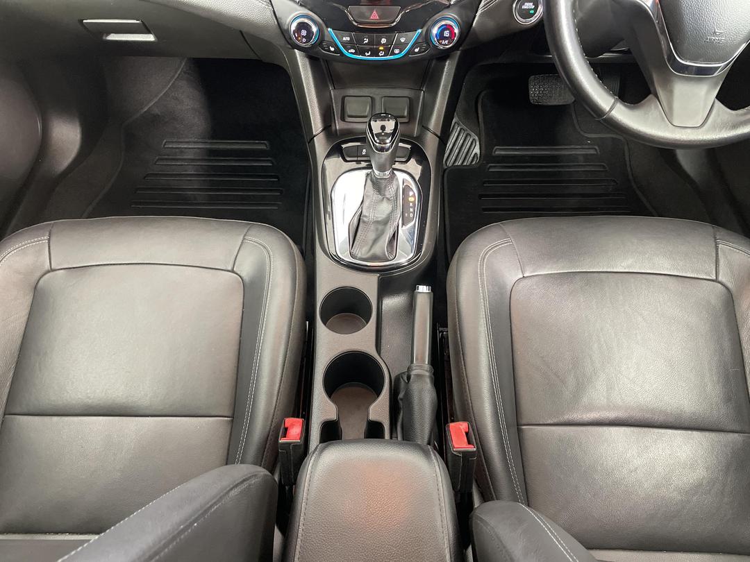 Photo '18' of Holden Astra