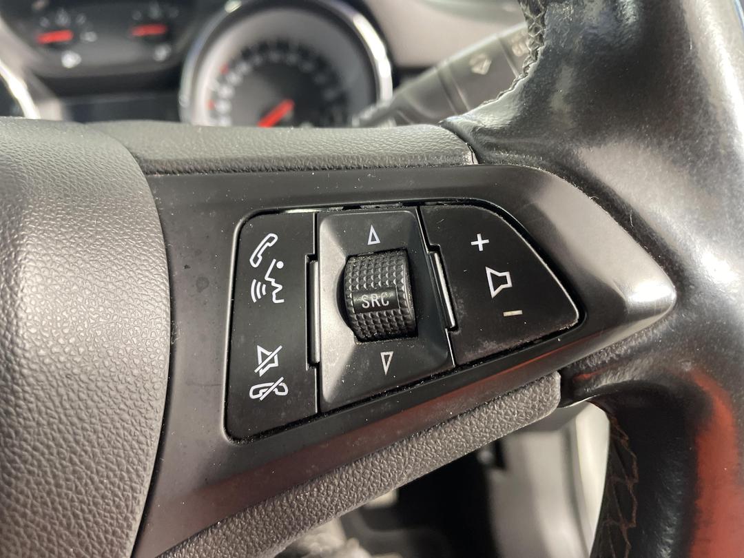 Photo '24' of Holden Astra