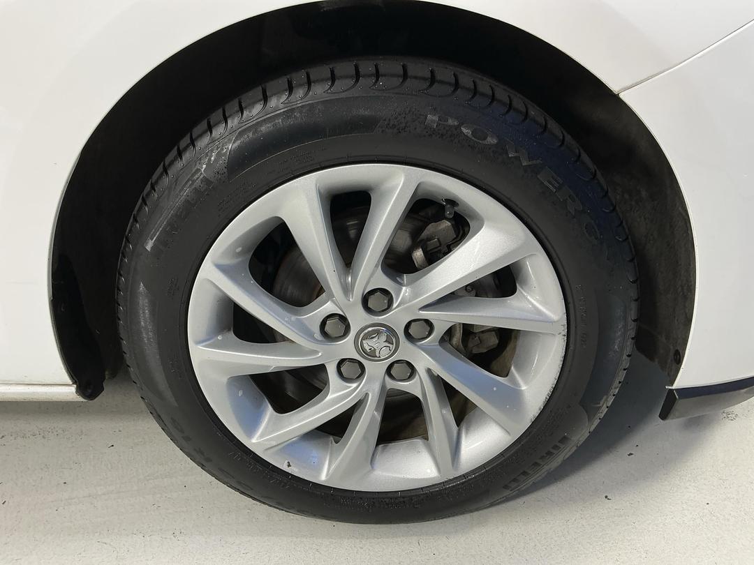 Photo '9' of Holden Astra