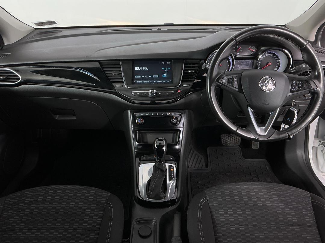 Photo '17' of Holden Astra