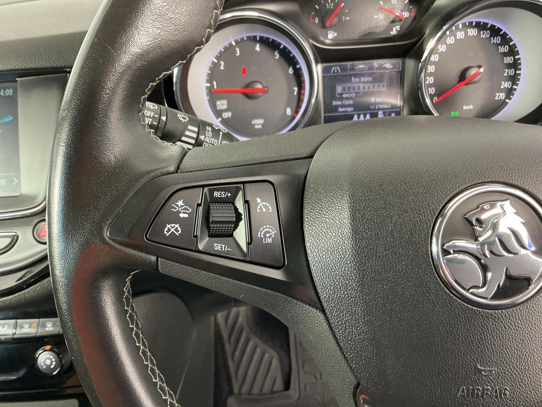 Photo '23' of Holden Astra