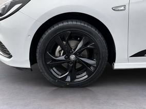 Photo '10' of Holden Astra
