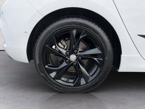 Photo '12' of Holden Astra