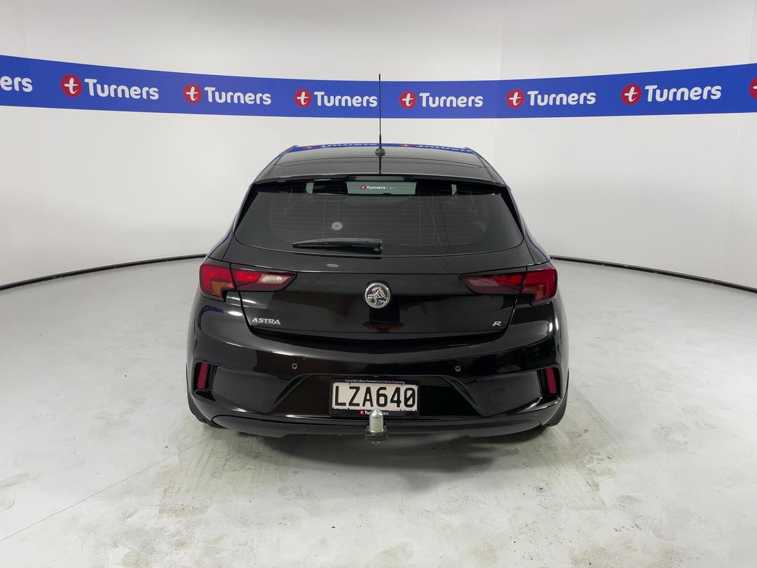 Photo '6' of Holden Astra
