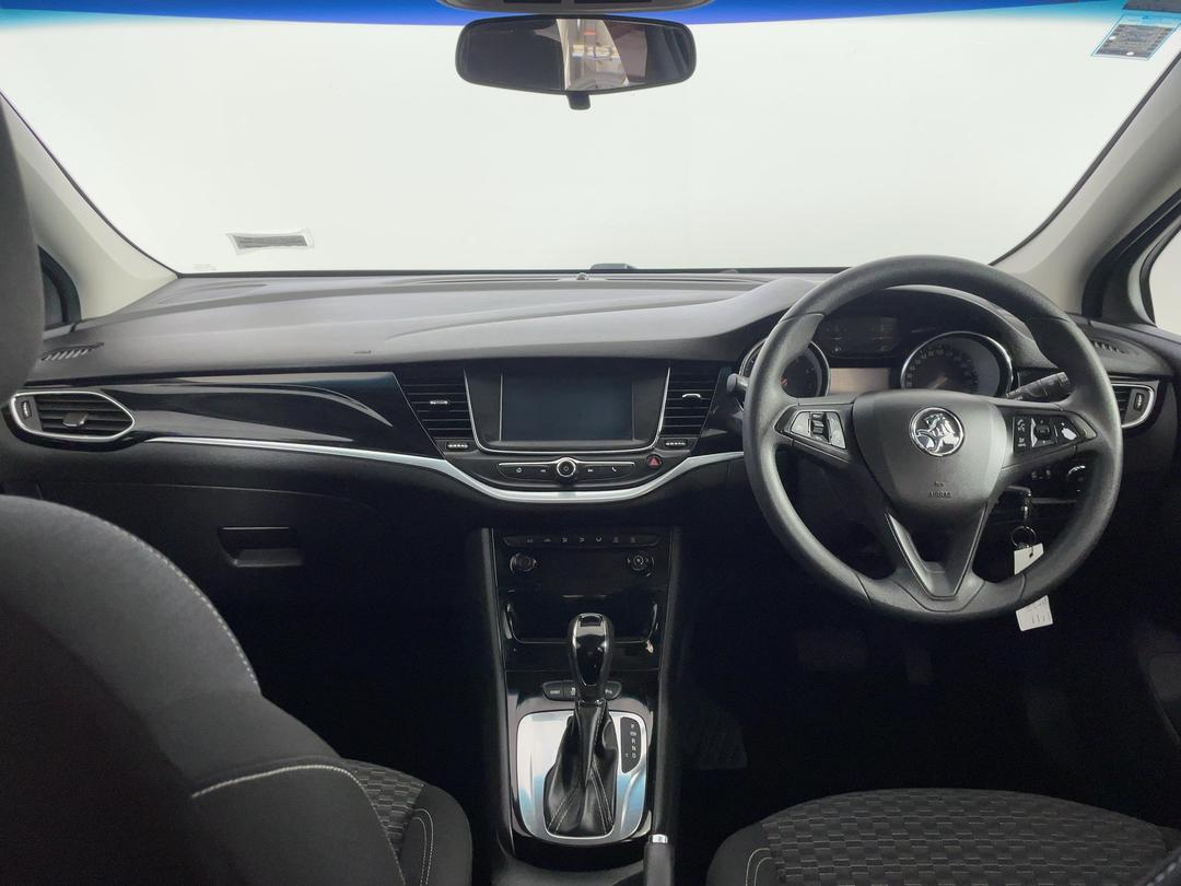 Photo '17' of Holden Astra