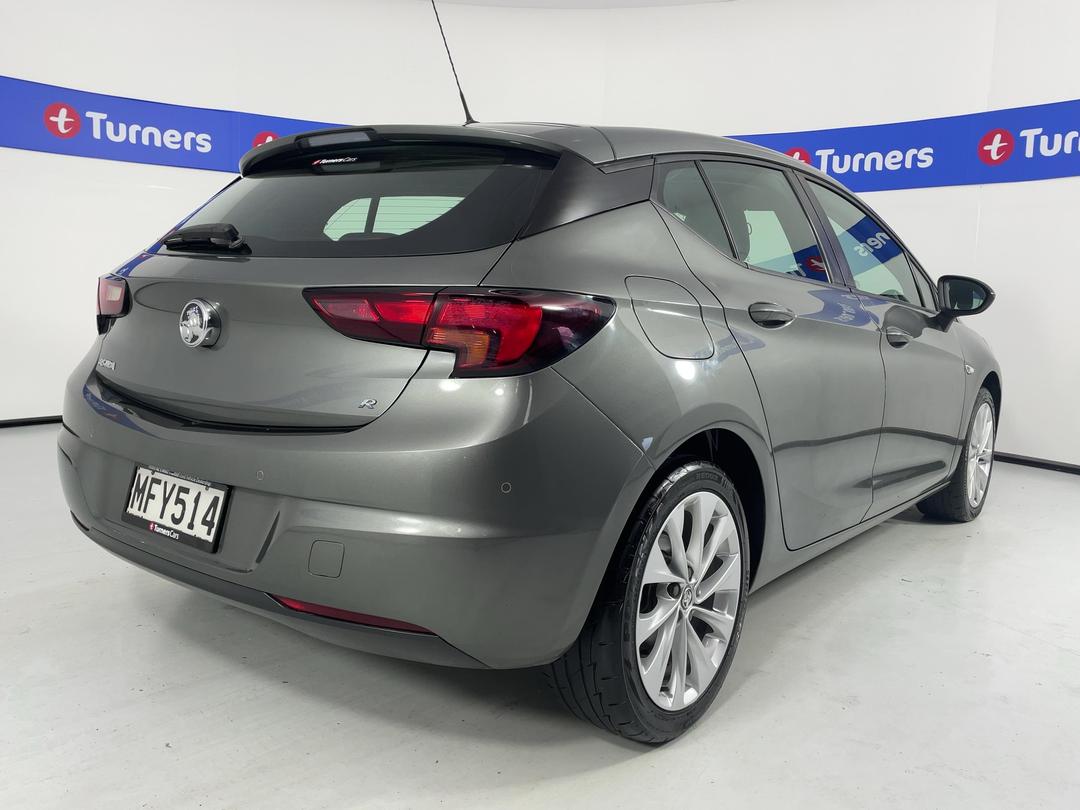 Photo '7' of Holden Astra