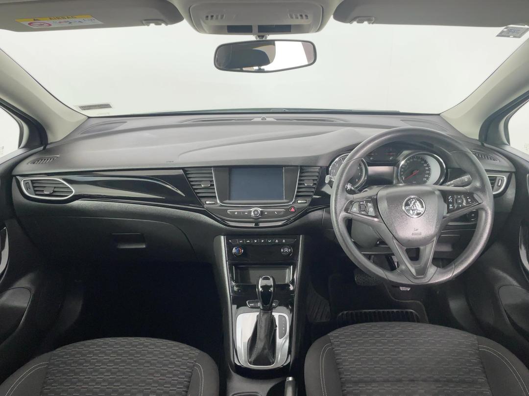 Photo '17' of Holden Astra