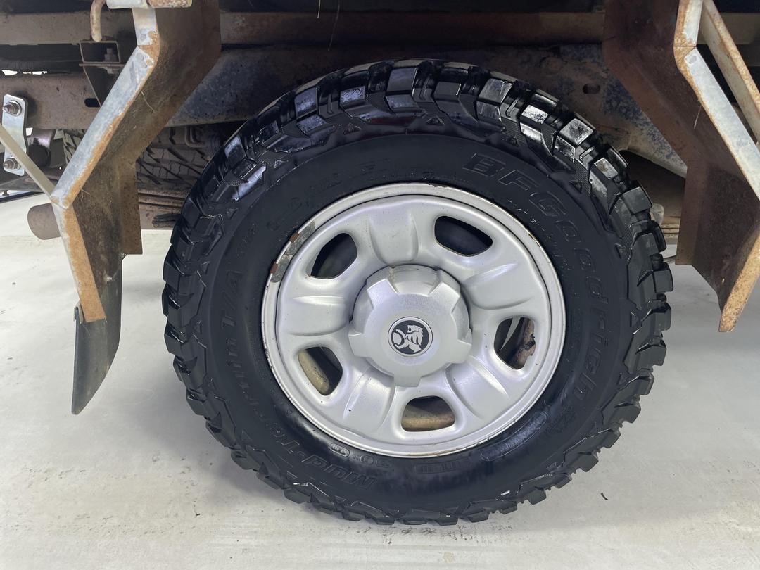 Photo '12' of Holden Colorado