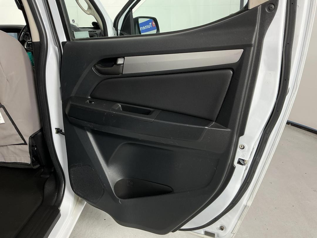 Photo '19' of Holden Colorado